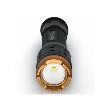 LANTERNA LED DURACELL 550 LUMENS ALUMÍNIO 100M 3xAAA