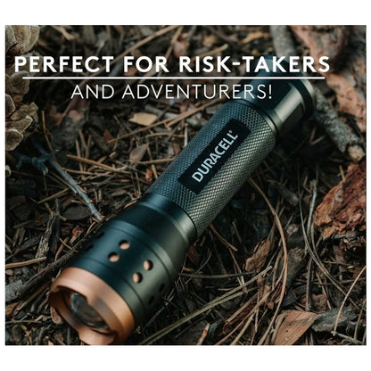 LANTERNA LED DURACELL 550 LUMENS ALUMÍNIO 100M 3xAAA