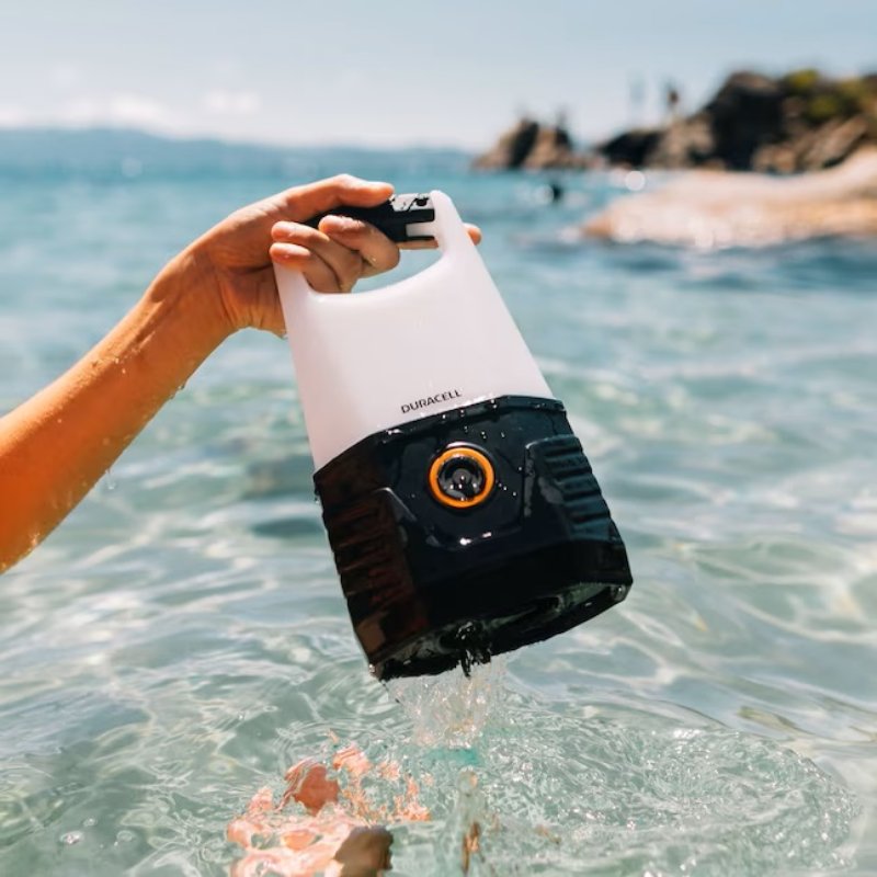 LANTERNA DE CAMPING LED DURACELL 500 LUMENS 12-40HRS.